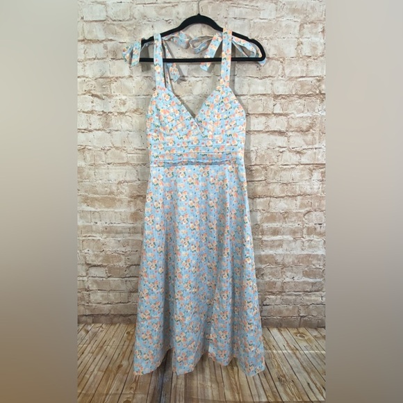 Lavish Alice Aria Pleated Tie Strap Midi Dress Blue Floral Size 6 NEW - Picture 4 of 10